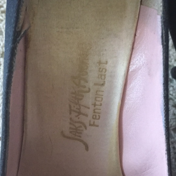 Vintage Saks Fifth Ave. satin heels black - Picture 4 of 8
